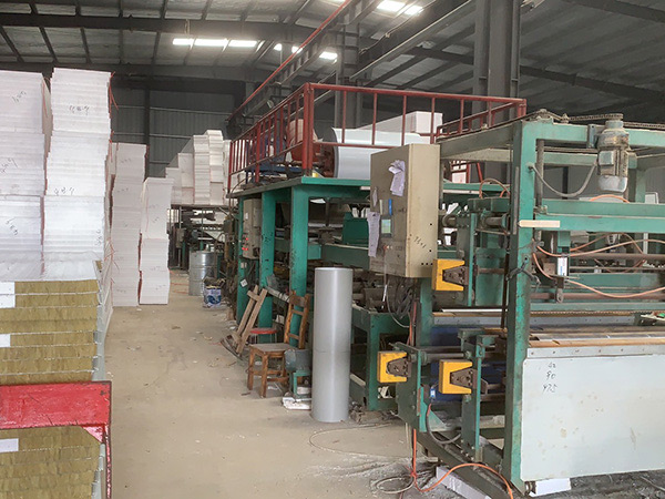 彩钢板的特性是什么？